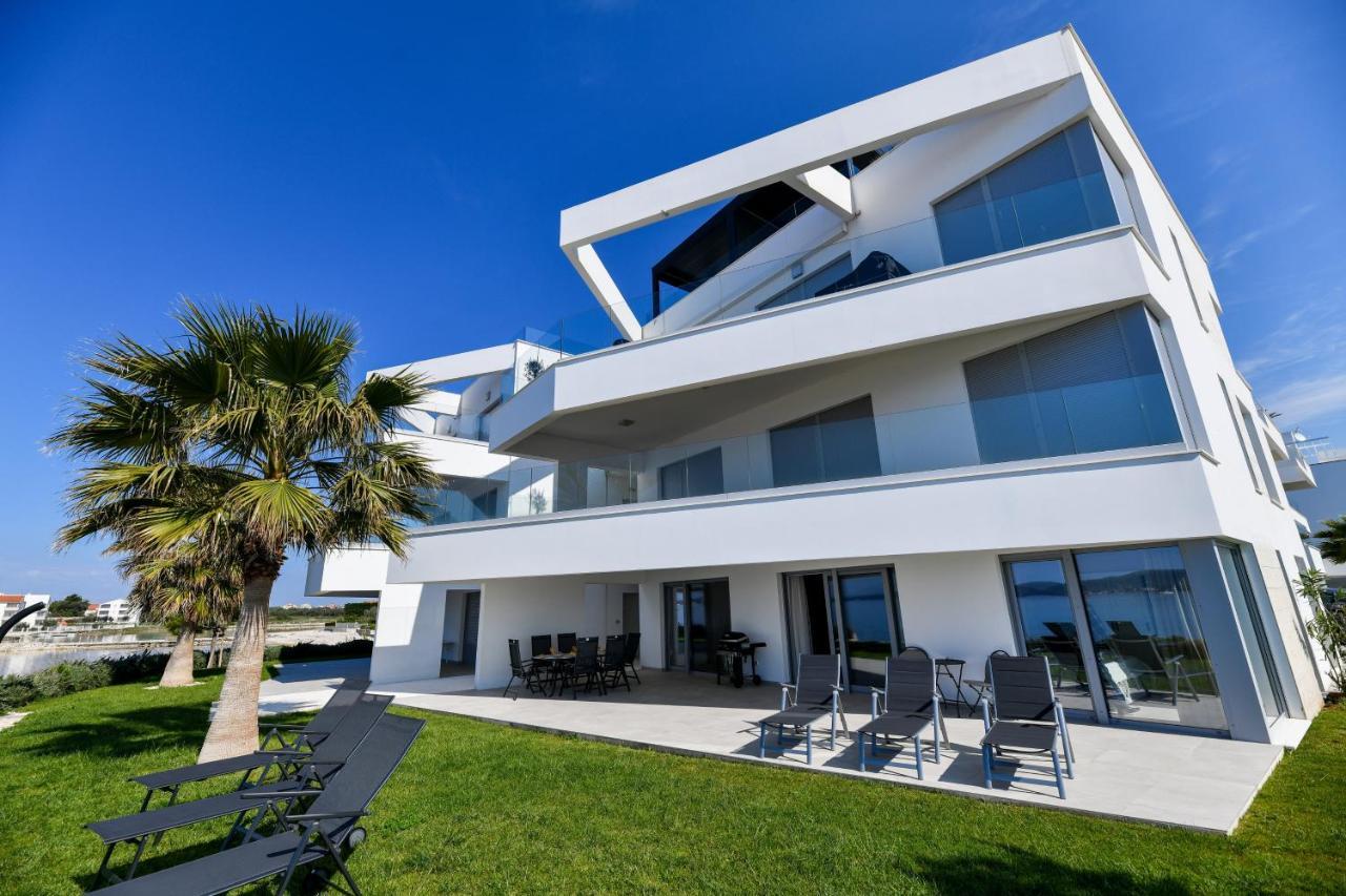 "Babe" Beachfront Residence Sukošan Exteriör bild